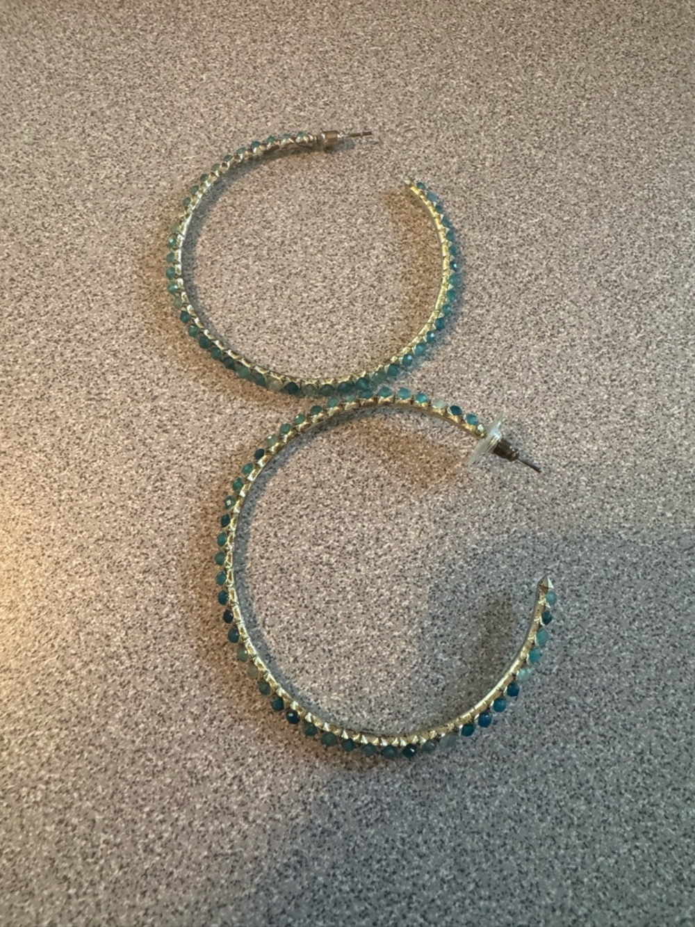 Kendra Scott Teal Crystal-Embellished Gold Hoop Earrings